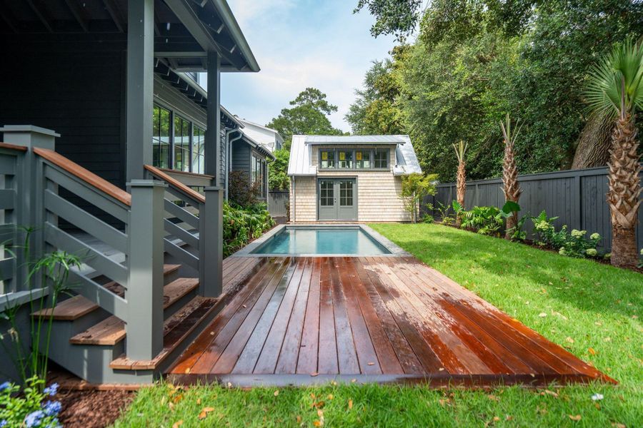 Exterior details and patio area of a home in , Mount Pleasant (Image 44).