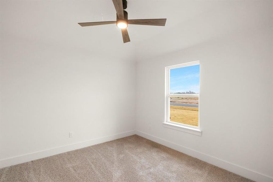 Spacious, unfurnished interior of a new home in , Lipan (Image 17).