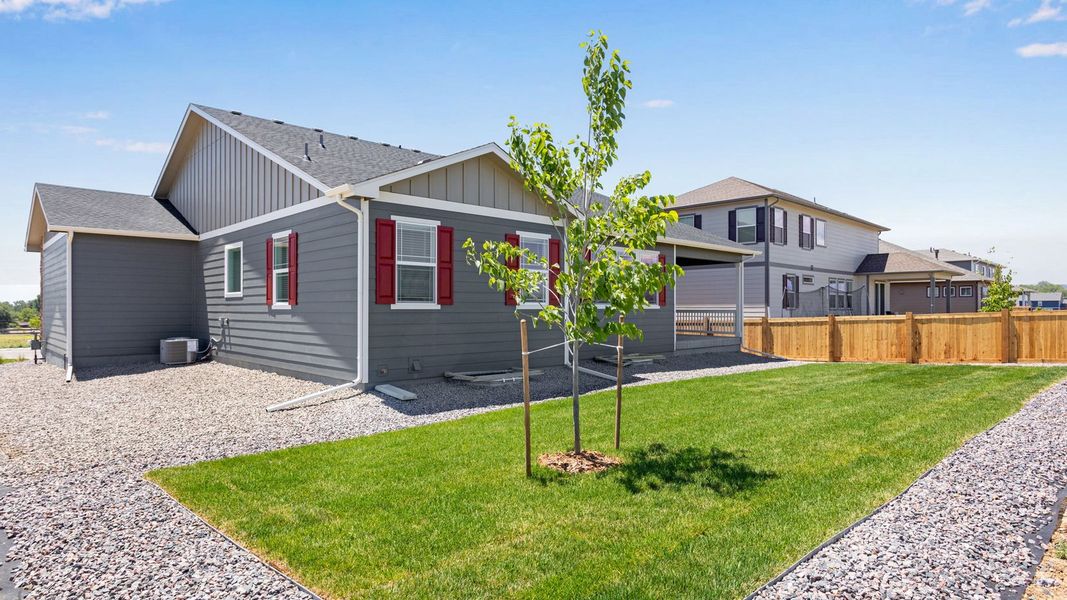 Exterior details and patio area of a home in Vantage, Berthoud (Image 3).