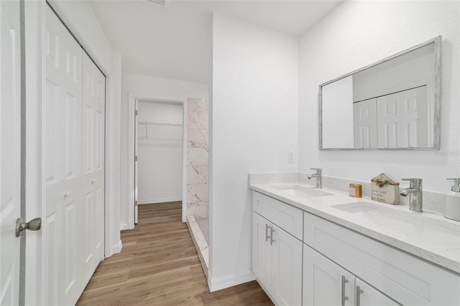 Furnished interior view inside a new home in , Belleview (Image 5).