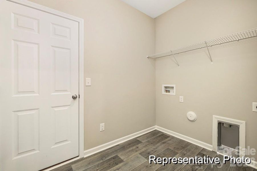 Spacious, unfurnished interior of a new home in Edgewater Lakeview On Your Lot, Lancaster (Image 17). Spacious, unfurnished interior of a new home in Edgewater Lakeview On Your Lot, Lancaster (Image 17).
