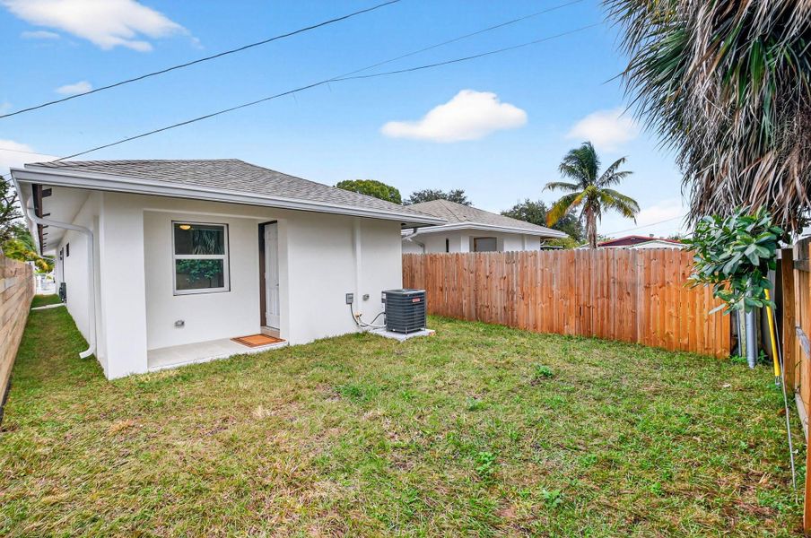Exterior details and patio area of a home in , West Palm Beach (Image 24). Exterior details and patio area of a home in , West Palm Beach (Image 24).