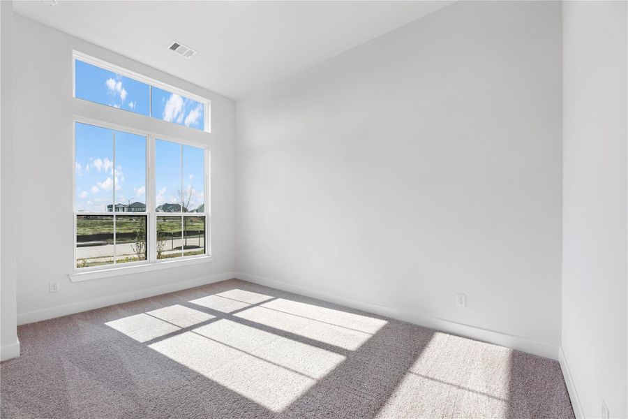 Representative image. Features, selections and colors may vary.