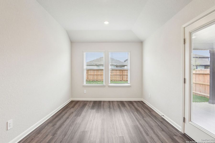 Spacious, unfurnished interior of a new home in Sagebrooke - Premier Series, San Antonio (Image 36).