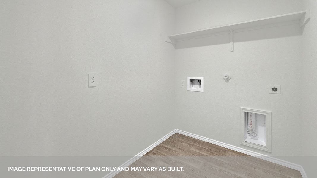 Spacious, unfurnished interior of a new home in Arroyo Ranch, Seguin (Image 16). Spacious, unfurnished interior of a new home in Arroyo Ranch, Seguin (Image 16).