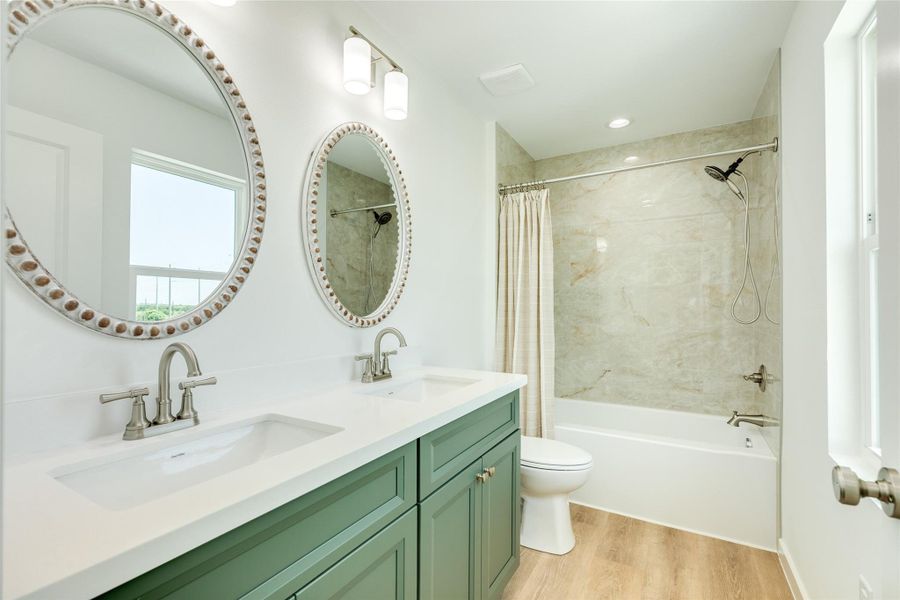Furnished interior view inside a new home in , Galveston (Image 14).