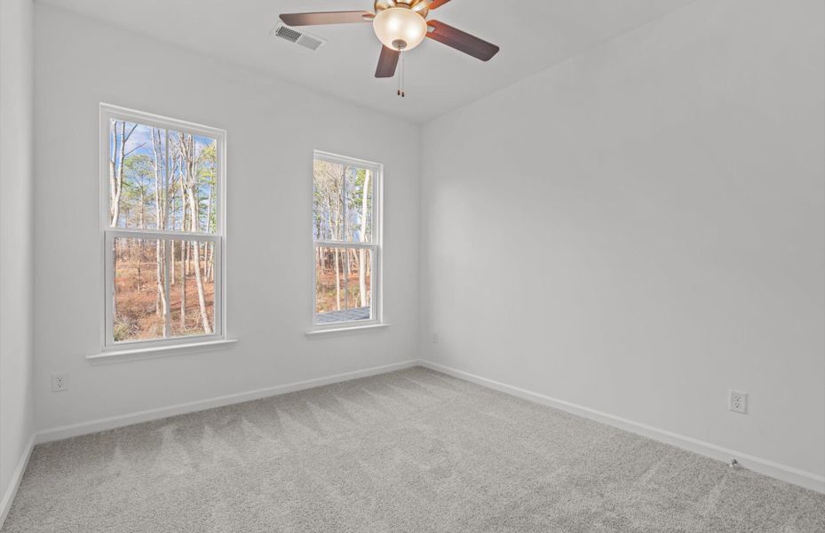 Spacious, unfurnished interior of a new home in Alston Park, Greenville (Image 16).