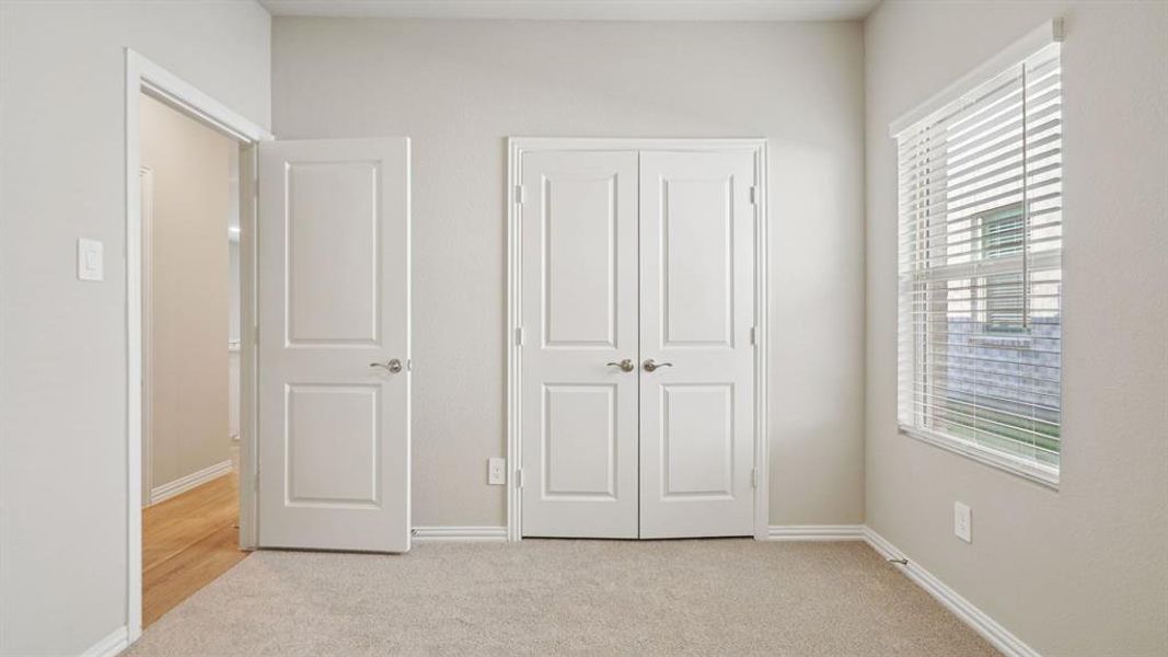 Photo is not of the actual home, but is an inspirational photo of builder’s model home and may depict options, furnishings, and/or decorator features that are not included.
