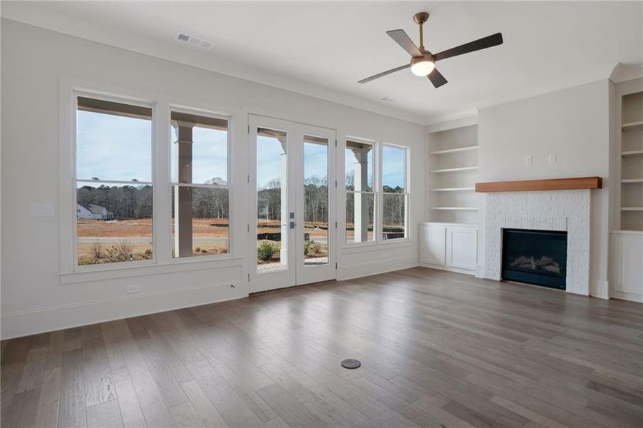 Spacious, unfurnished interior of a new home in , Statham (Image 27).