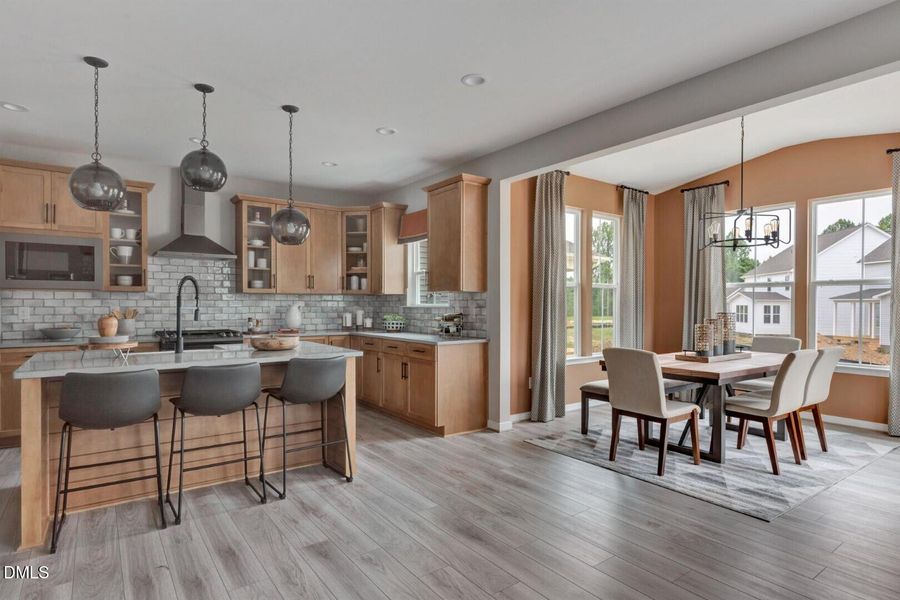 18-Kitchen_Dining Room (Large)