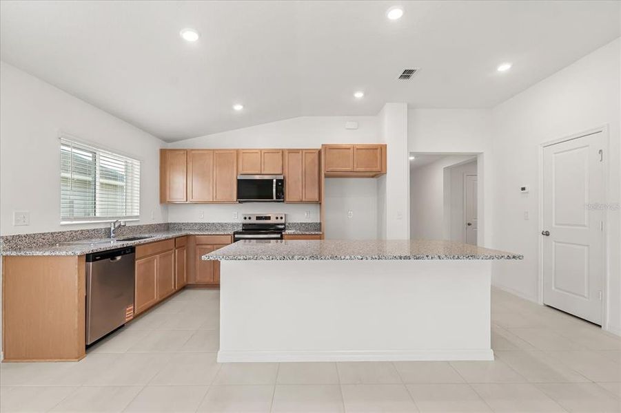 Furnished interior view inside a new home in Ross Creek, Lakeland (Image 9).