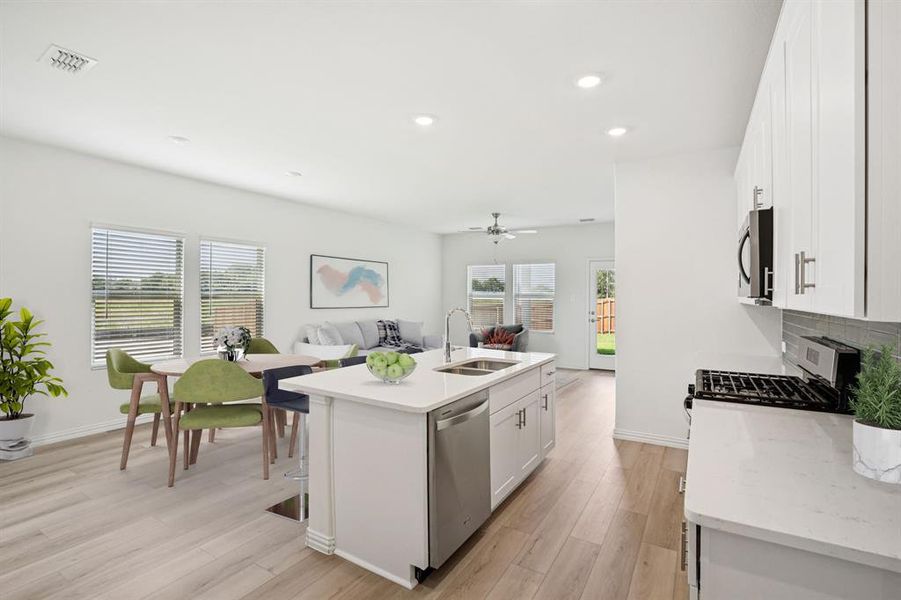 Photo is not of the actual home, but is an inspirational photo of builder’s model home and may depict options, furnishings, and/or decorator features that are not included. Photo is not of the actual home, but is an inspirational photo of builder’s model home and may depict options, furnishings, and/or decorator features that are not included.