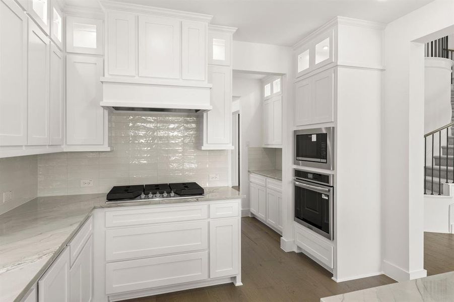 Furnished interior view inside a new home in Villages of Creekwood, Frisco (Image 12).