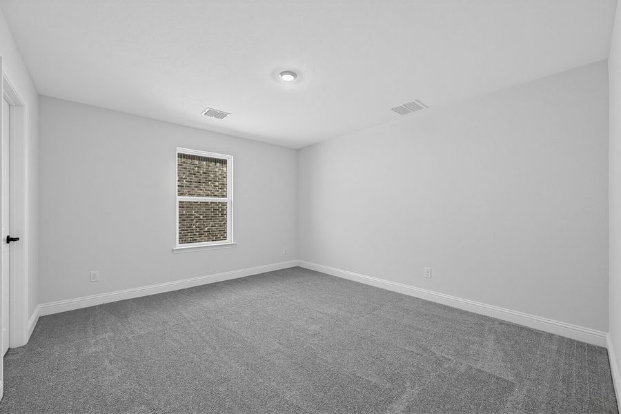 Spacious, unfurnished interior of a new home in The Ridge at Northlake, Northlake (Image 24).