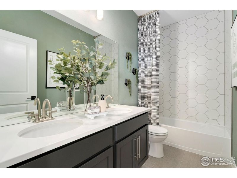 Furnished interior view inside a new home in Hidden Creek, Frederick (Image 28). Furnished interior view inside a new home in Hidden Creek, Frederick (Image 28).