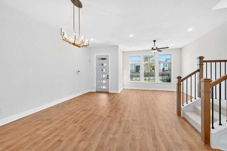 Spacious, unfurnished interior of a new home in Hillside at Las Colinas, Irving (Image 26).