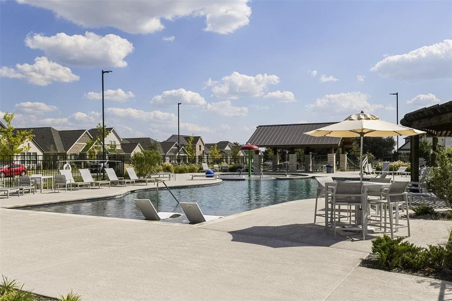 Community amenities in Dove Hollow, Waxahachie (Image 29).