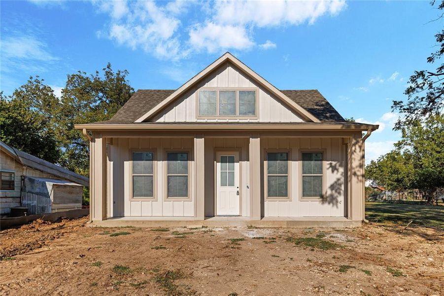Front exterior of a new home in , Waco, TX, highlighting curb appeal (Image 2). Front exterior of a new home in , Waco, TX, highlighting curb appeal (Image 2).