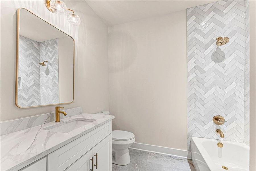 Furnished interior view inside a new home in , Gainesville (Image 44).