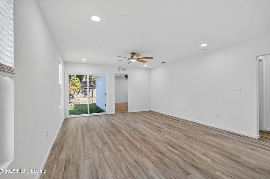 Spacious, unfurnished interior of a new home in , Jacksonville (Image 37). Spacious, unfurnished interior of a new home in , Jacksonville (Image 37).