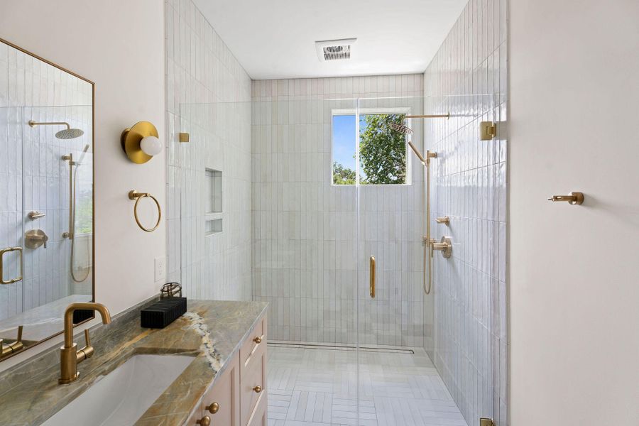 Furnished interior view inside a new home in , Charleston (Image 6).