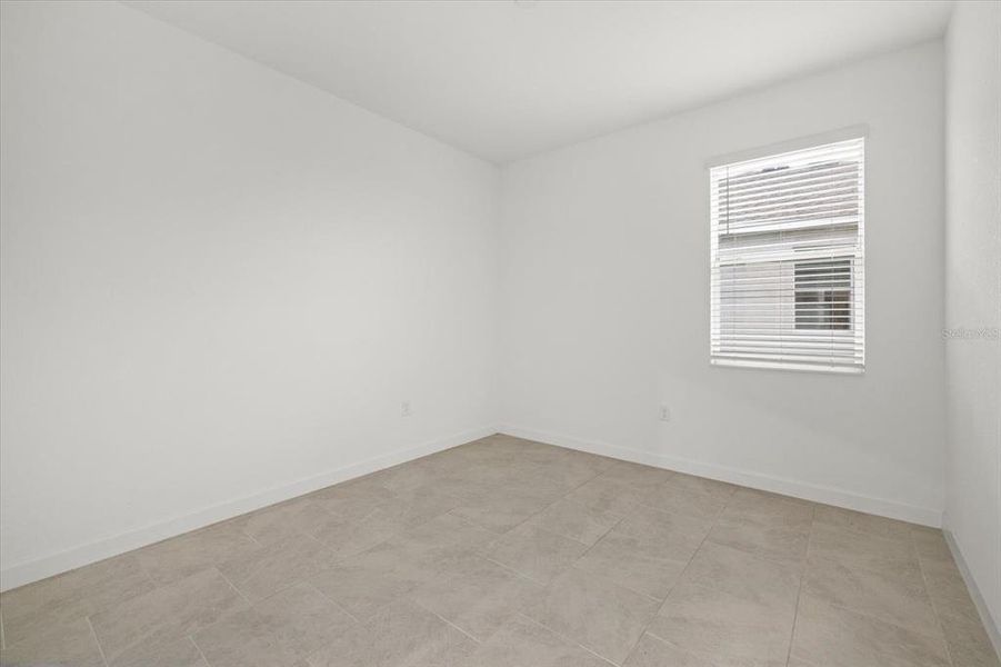 Spacious, unfurnished interior of a new home in Rye Ranch, Parrish (Image 49).