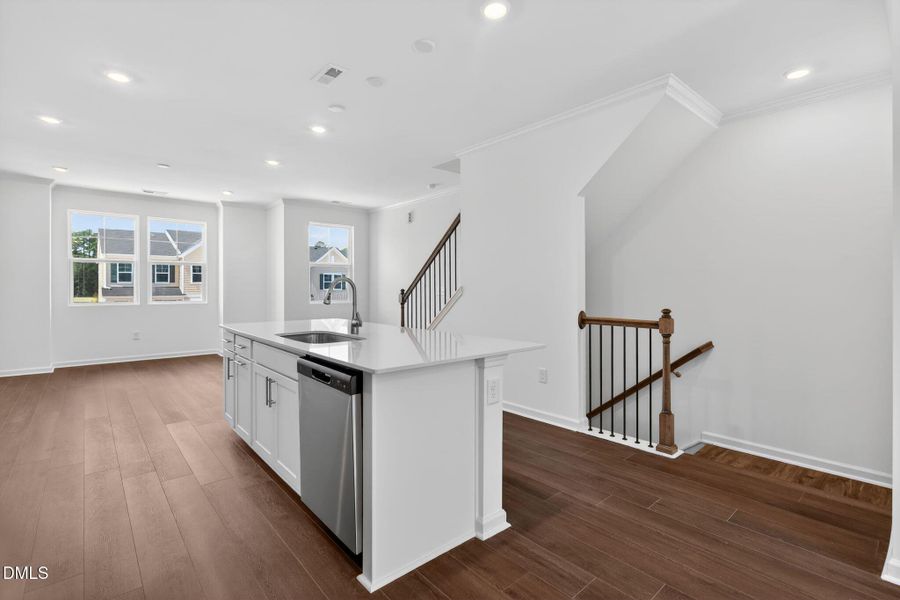 20_3212_Gypsum_Dr_Durham_NC_27703-Kitche