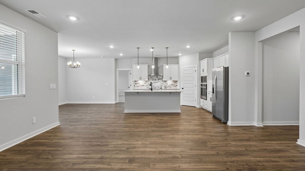 Spacious, unfurnished interior of a new home in Reserve at Hickory Ridge, Columbia (Image 36).