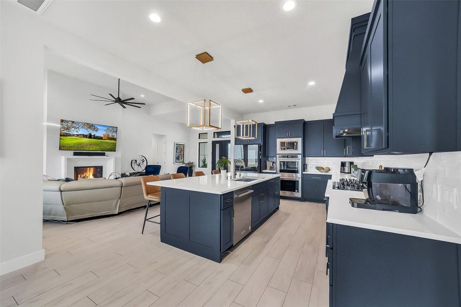 Furnished interior view inside a new home in Lakeview, Waller (Image 34).