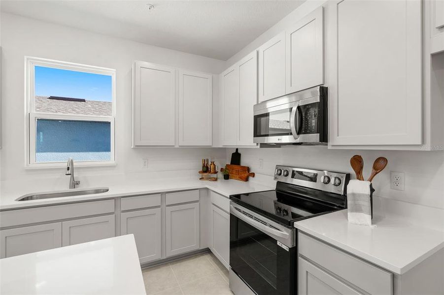 Furnished interior view inside a new home in , Apopka (Image 10).