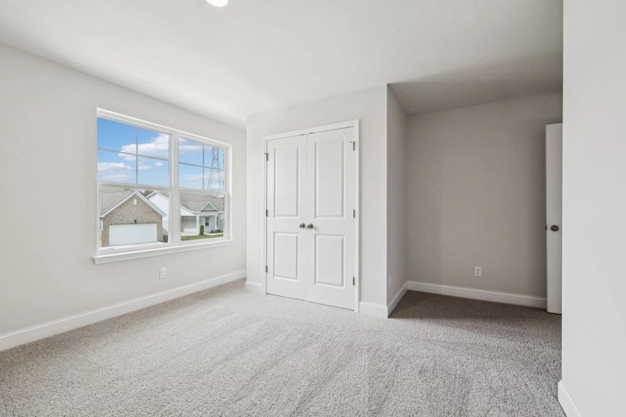 Spacious, unfurnished interior of a new home in Cades Bluff, Lebanon (Image 33).