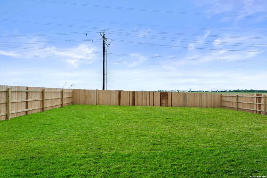 Exterior details and patio area of a home in Swenson Heights, Seguin (Image 3).