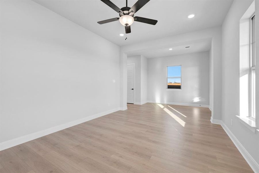 Spacious, unfurnished interior of a new home in Elements at Viridian - Traditional Series, Arlington (Image 33).