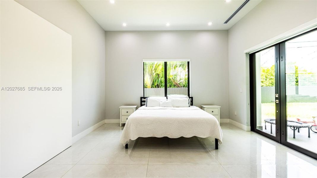 Furnished interior view inside a new home in , Miami (Image 8).