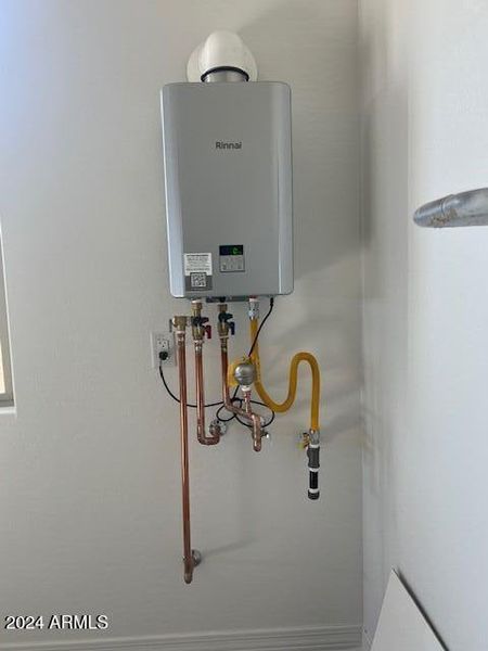 Tankless WH