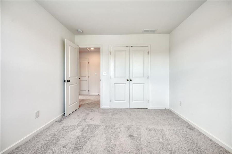 Spacious, unfurnished interior of a new home in Watson Farms, Loganville (Image 20). Spacious, unfurnished interior of a new home in Watson Farms, Loganville (Image 20).