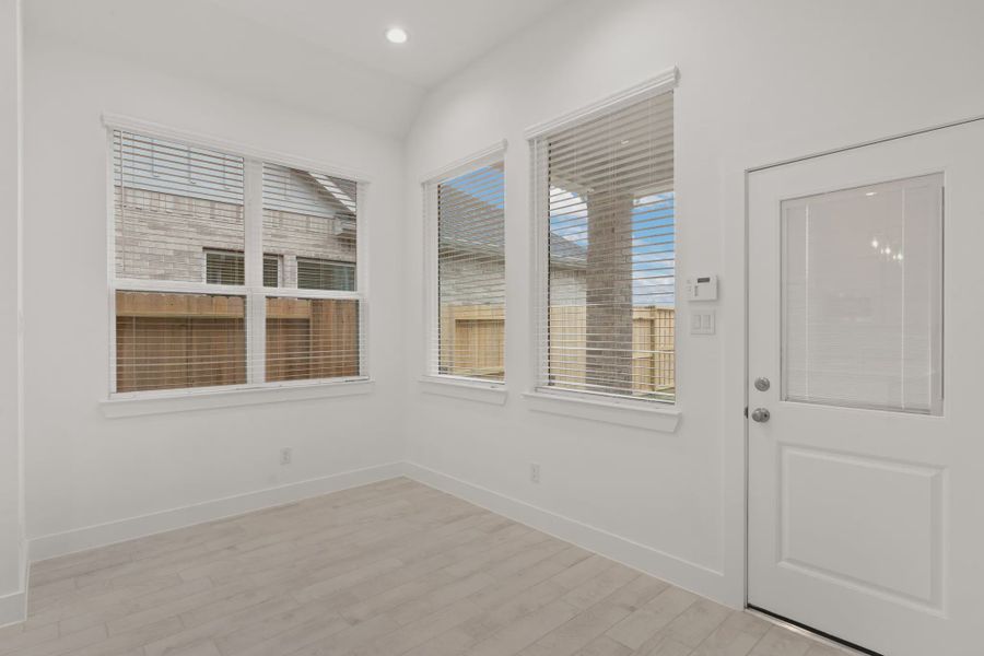 Representative unfurnished interior of a home built from the Fairway by Chesmar Homes in Riceland Alley Loads, Mont Belvieu (Image 23).