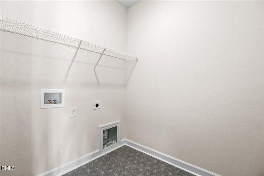 24-104 Hudson Vlg Dr-24