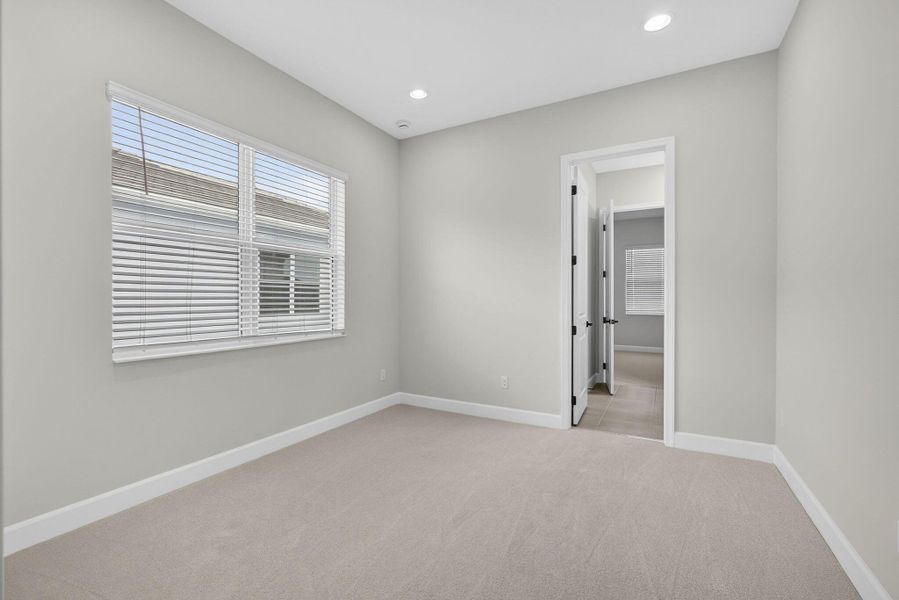 Spacious, unfurnished interior of a new home in , Westlake (Image 36).