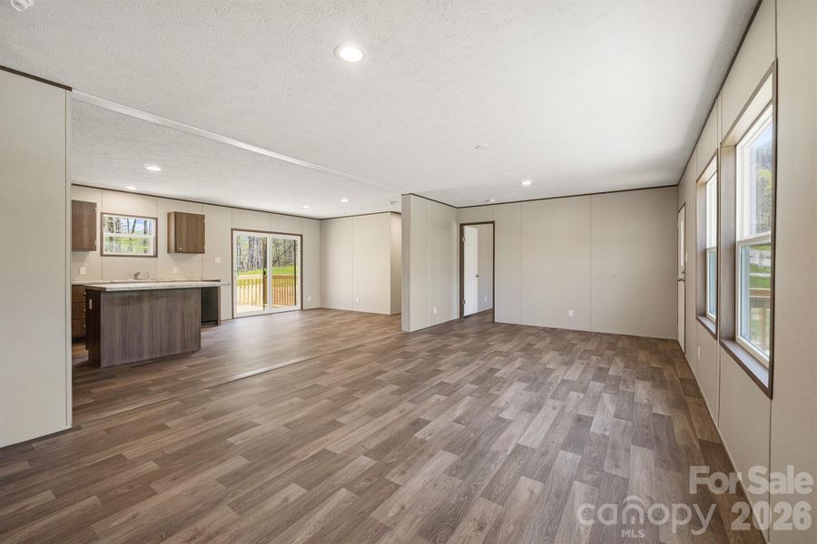 Spacious, unfurnished interior of a new home in , Old Fort (Image 14).