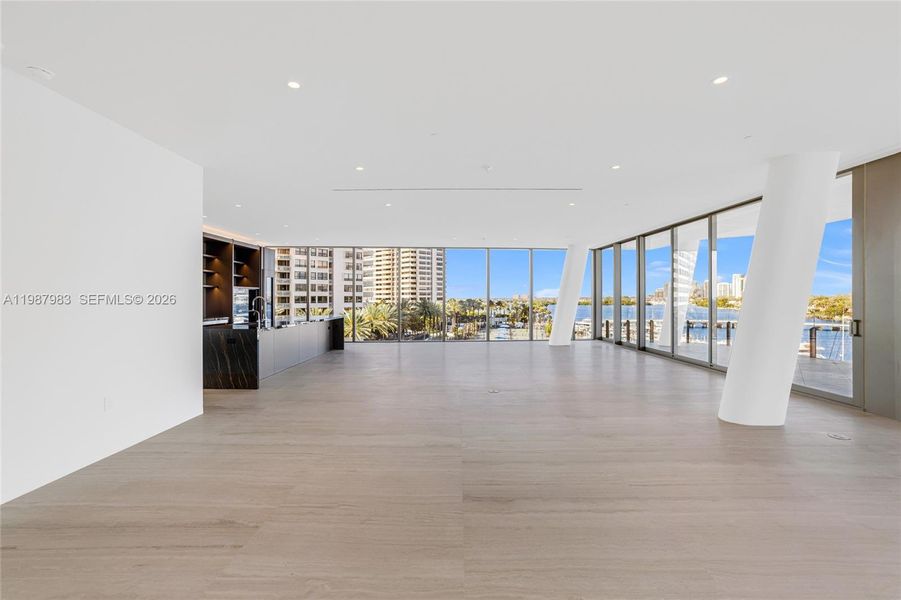 Spacious, unfurnished interior of a new home in , Miami (Image 54).