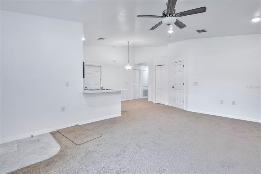 Spacious, unfurnished interior of a new home in , Lake Wales (Image 28).