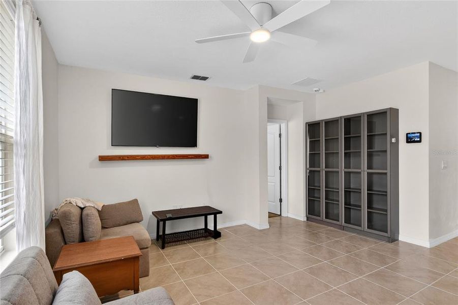 Furnished interior view inside a new home in Summerlin at Hawthorne Ranch, Lakeland (Image 12). Furnished interior view inside a new home in Summerlin at Hawthorne Ranch, Lakeland (Image 12).