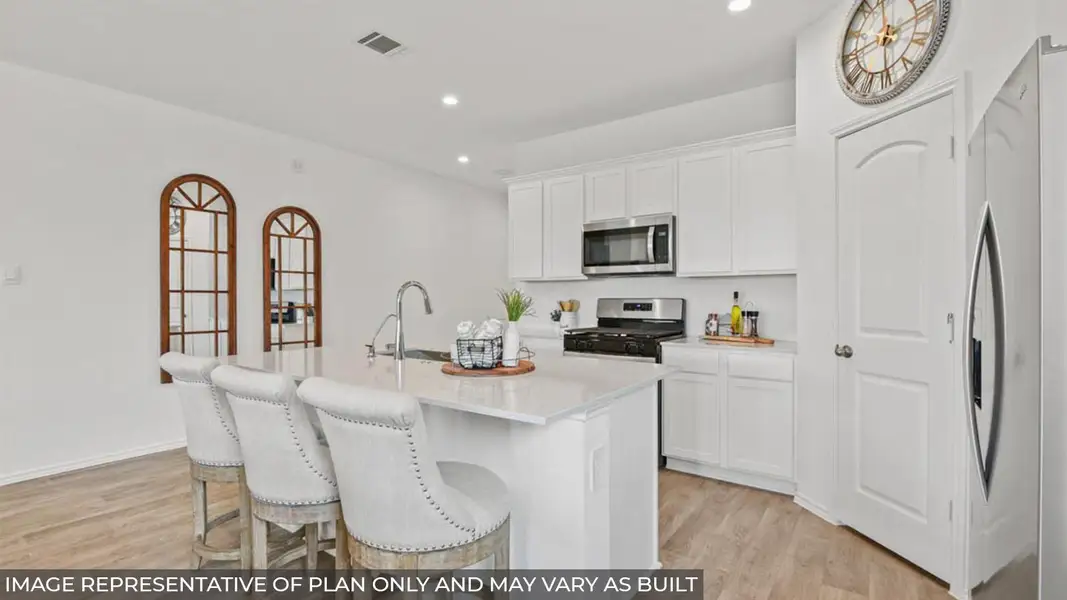 Furnished interior view inside a new home in River Ranch Meadows, Dayton (Image 6).