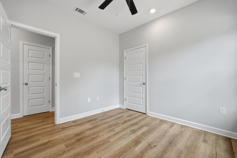 106 horizon way-33