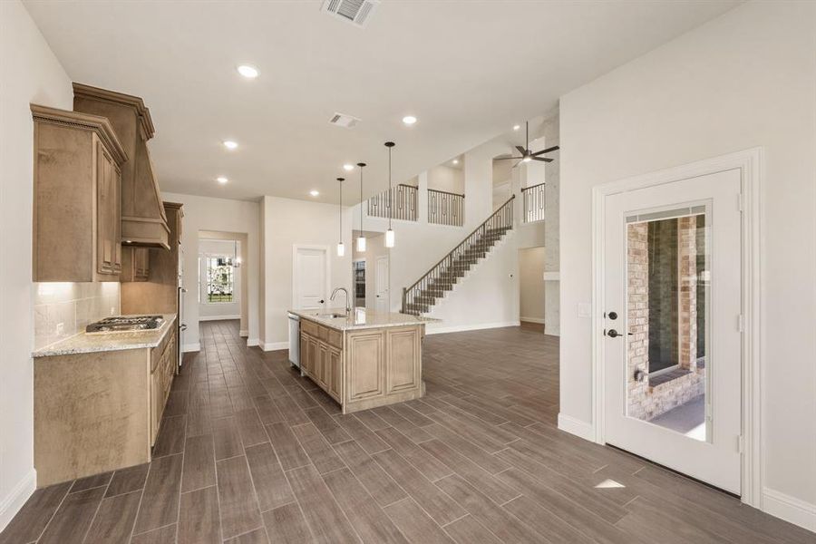 Furnished interior view inside a new home in The Enclave at Parks of Aledo, Aledo (Image 20). Furnished interior view inside a new home in The Enclave at Parks of Aledo, Aledo (Image 20).
