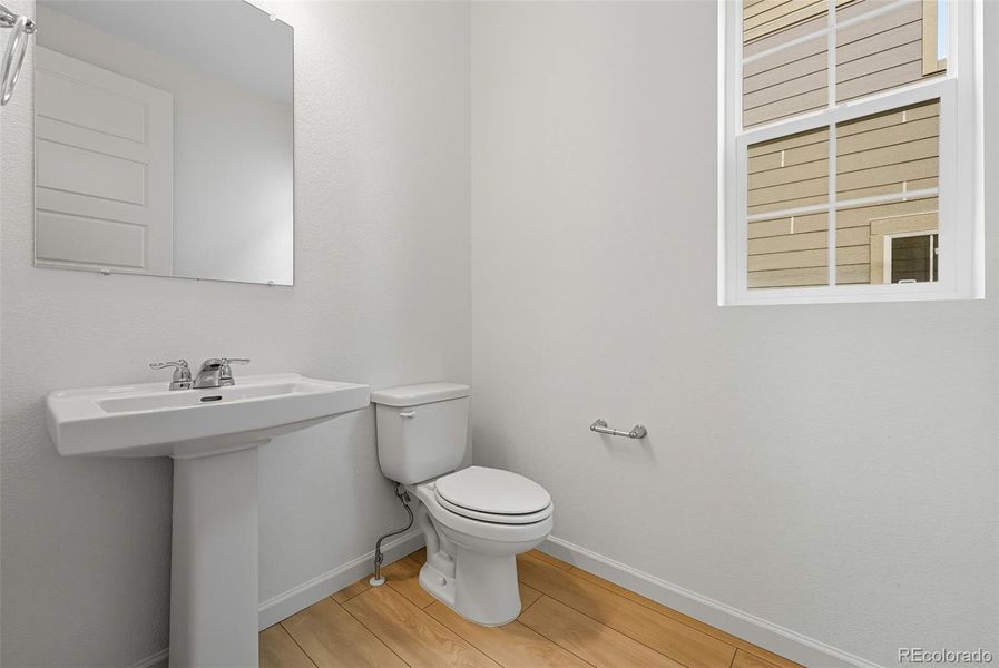 8828 Whiteclover ~ Ready Now