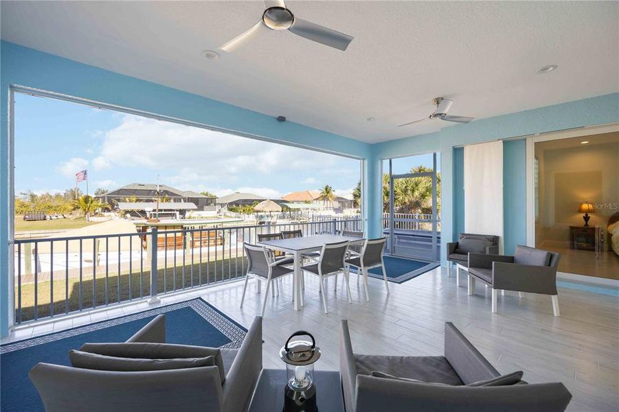 Community amenities in , Port Charlotte (Image 38).