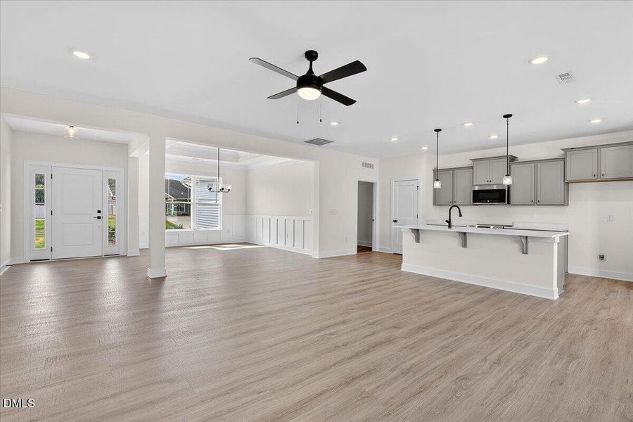 14-102 Brighton St-14 14-102 Brighton St-14