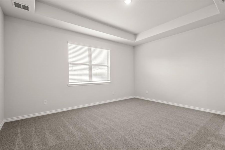 Spacious, unfurnished interior of a new home in Sycamore Landing, Fort Worth (Image 9). Spacious, unfurnished interior of a new home in Sycamore Landing, Fort Worth (Image 9).